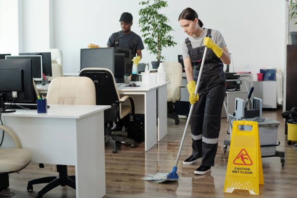 B2B office housekeeping services in Delhi